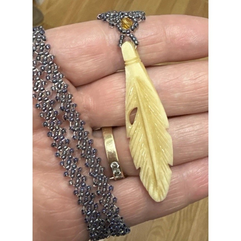 Nakamol‎ Metallic Gray Beaded Boho Necklace With Carved Feather Pendant